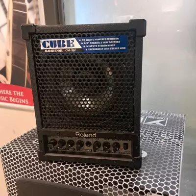 Roland - CM-30